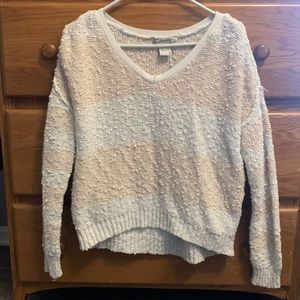Women’s sweater size small